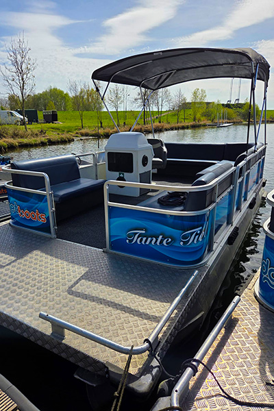 Tante-Tiel-Loungeboot-Huren-BudgetBoats